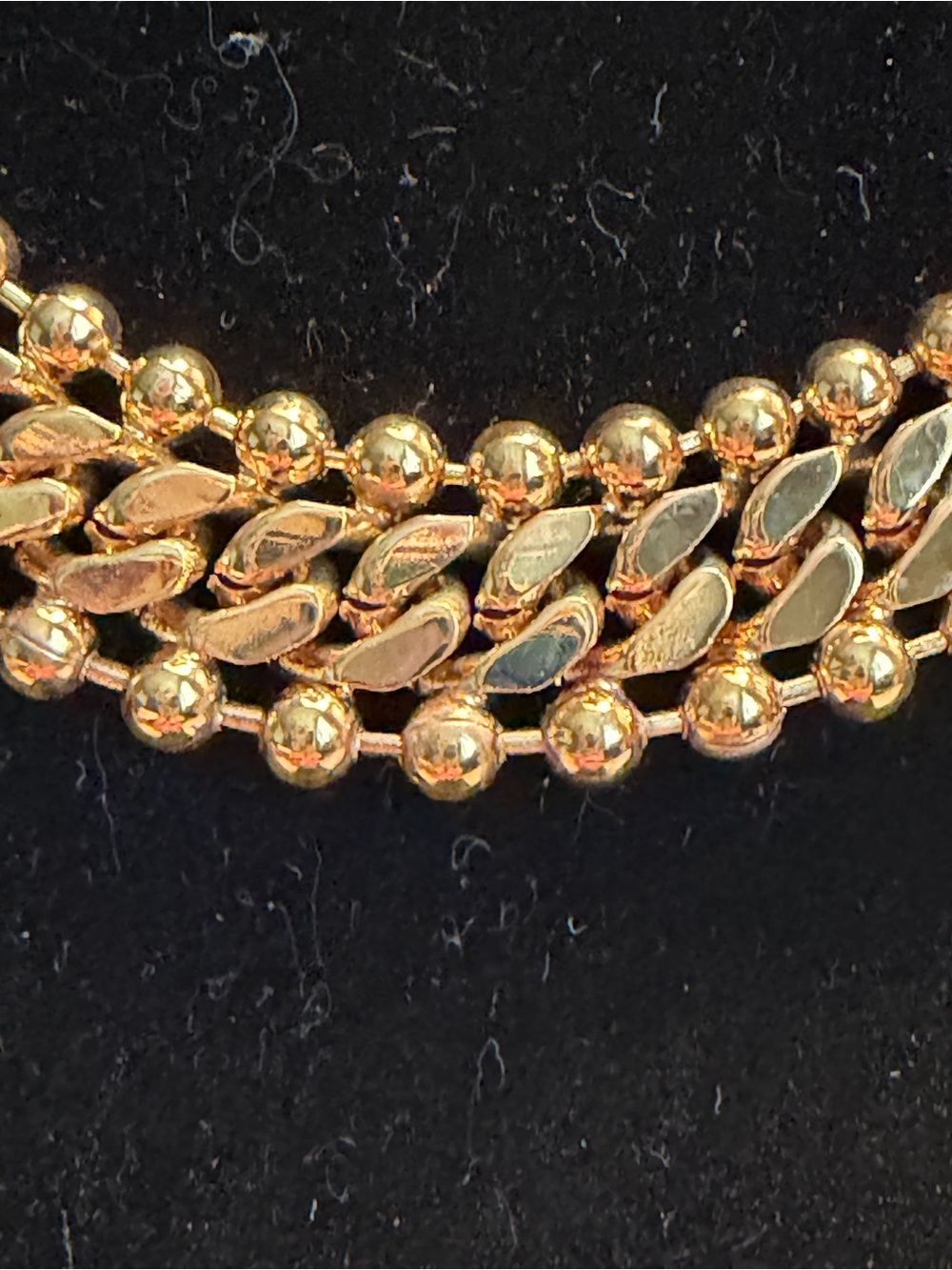 Bijoux Terner Gold Double-Row Link Necklace with Matching Pierced Earrings - Picture 3 of 4